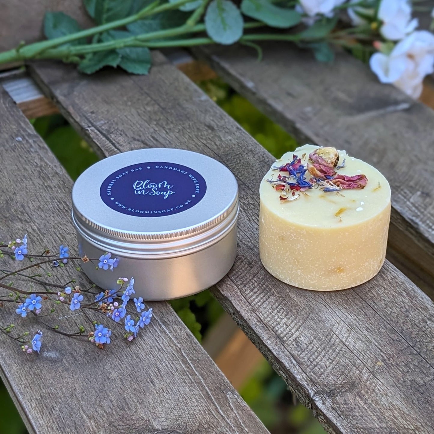 Wildflower Meadow travel soap in a tin